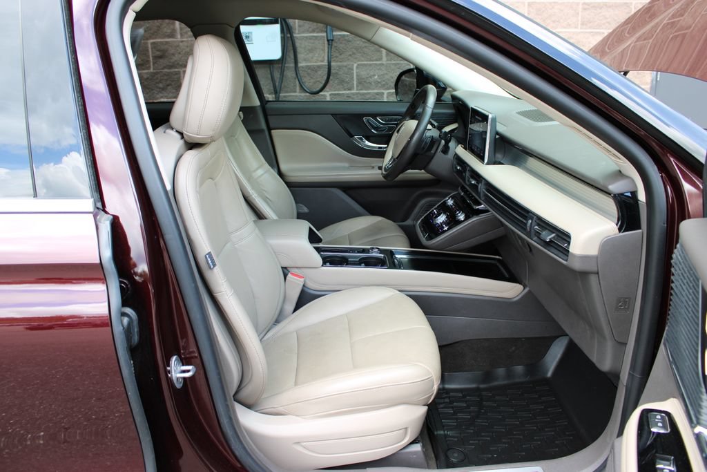Used 2020 Lincoln Corsair AWD w/ Premium Package image 44