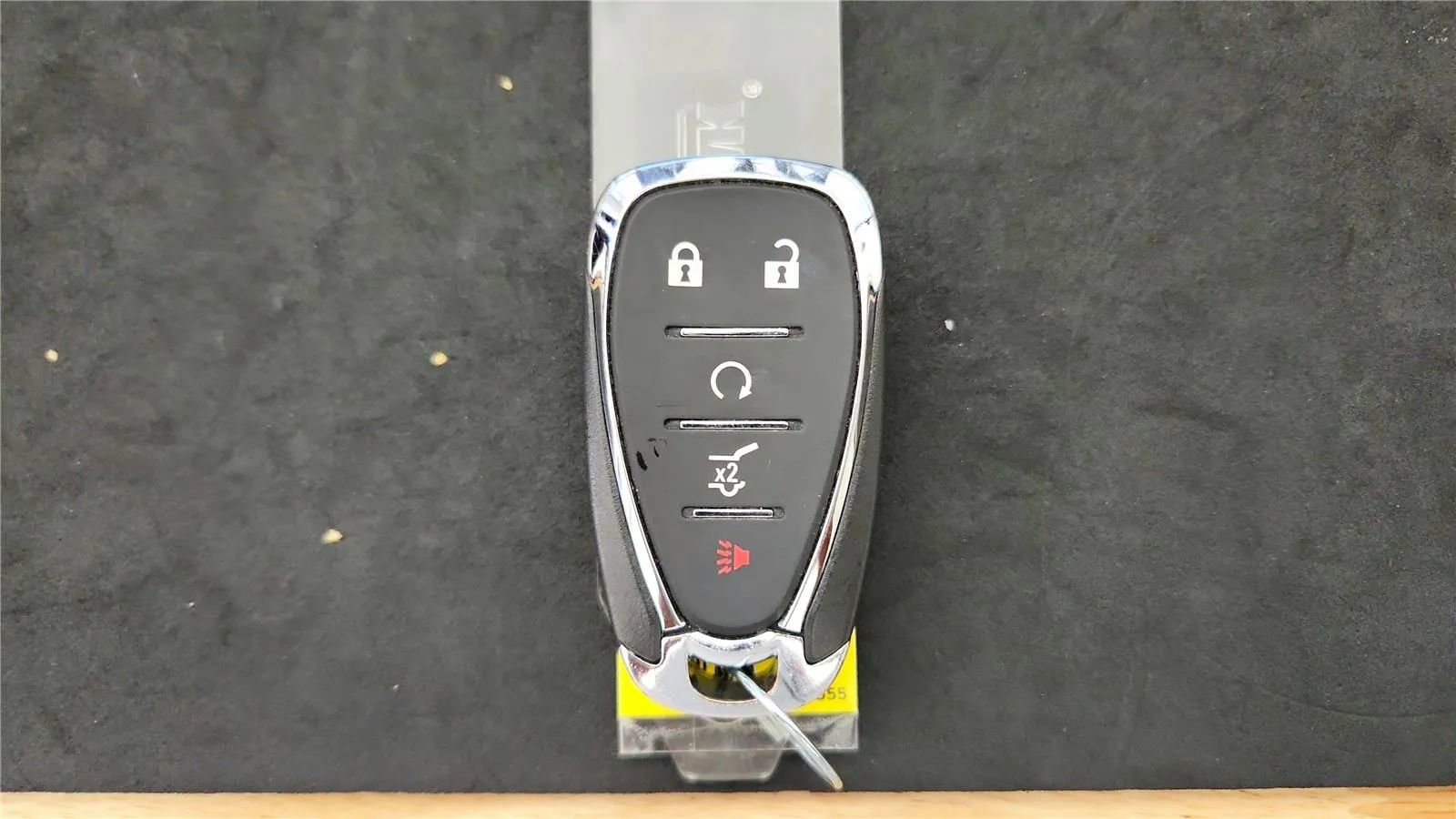 Used 2023 Chevrolet Traverse LT w/ Midnight/Sport Edition image 21