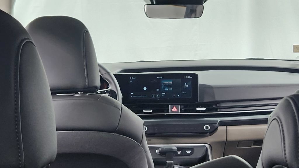 New 2027 Kia Carnival FWD image 20