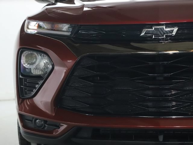 Certified 2023 Chevrolet TrailBlazer RS w/ Sun and Liftgate Package AWD/4WD image 7