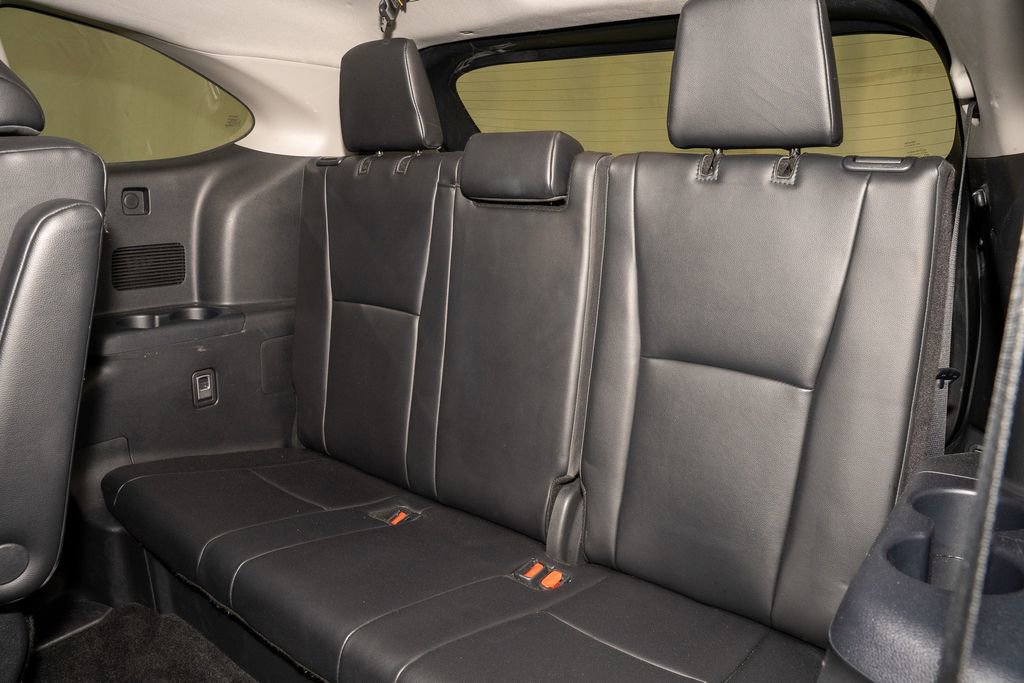 Used 2024 Toyota Highlander XLE image 11