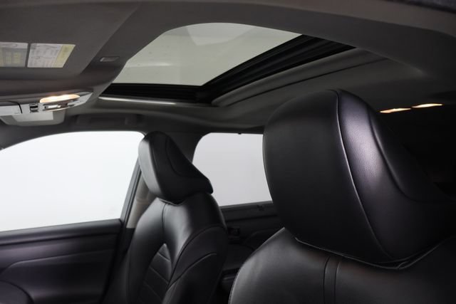 Used 2022 Toyota Highlander XLE FWD image 25