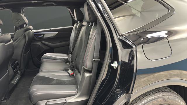 Used 2023 Acura MDX A-Spec AWD/4WD image 23