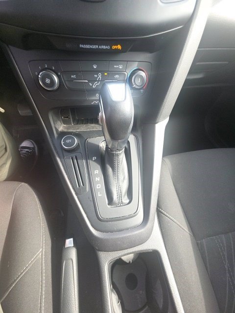Used 2015 Ford Focus SE FWD image 13