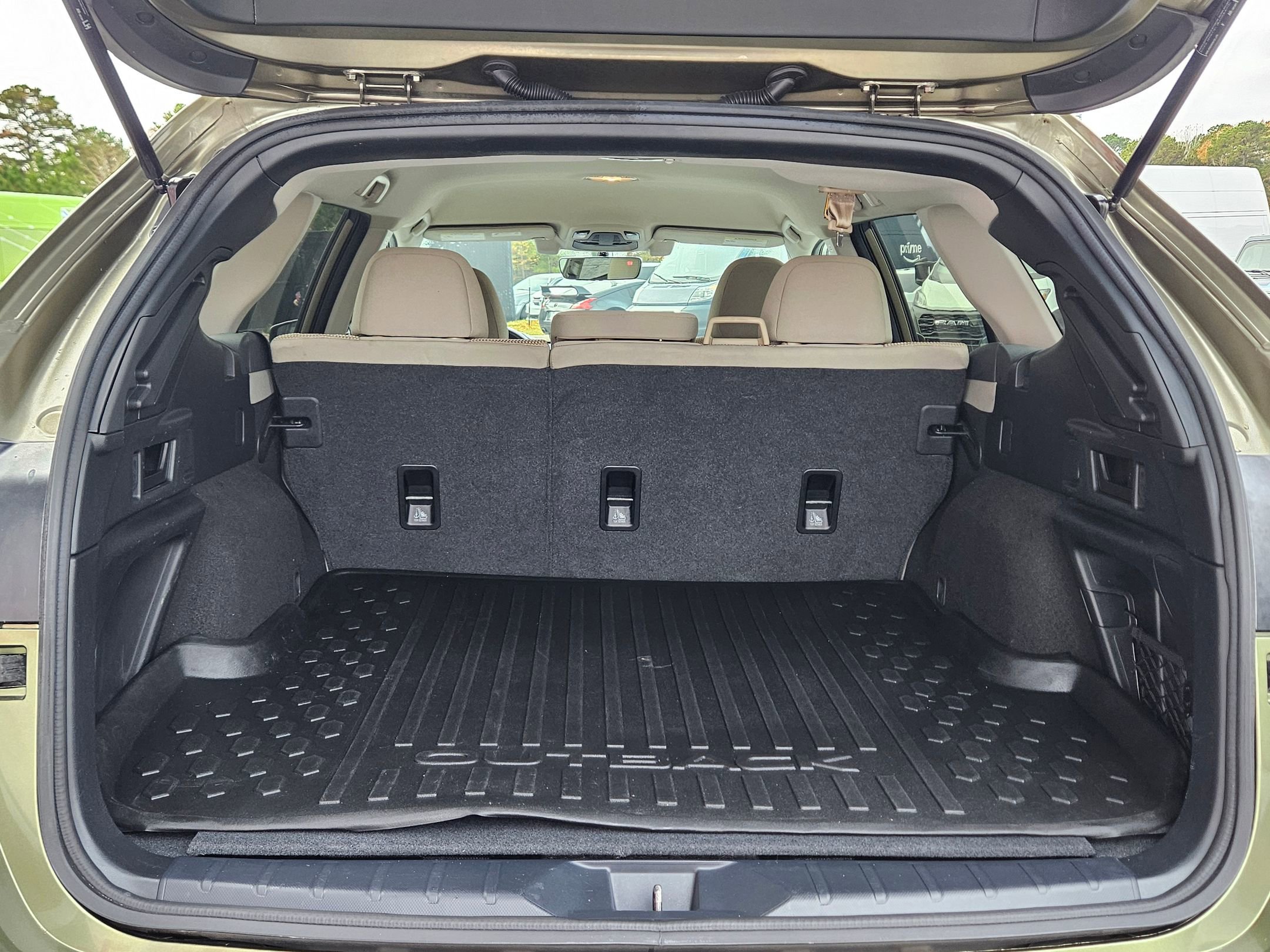 Used 2021 Subaru Outback Premium image 29