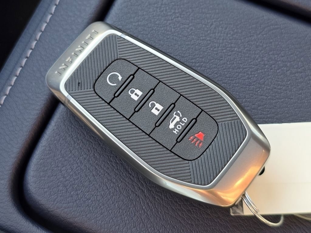 New 2026 INFINITI QX80 4WD image 36