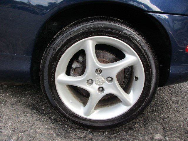 Used 2003 MAZDA MX-5 Miata RWD image 20