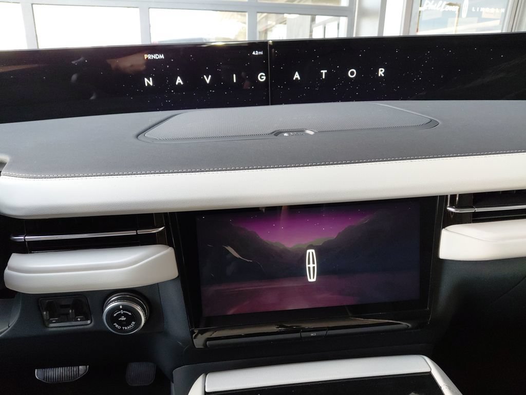 New 2026 Lincoln Navigator L Reserve AWD/4WD image 43