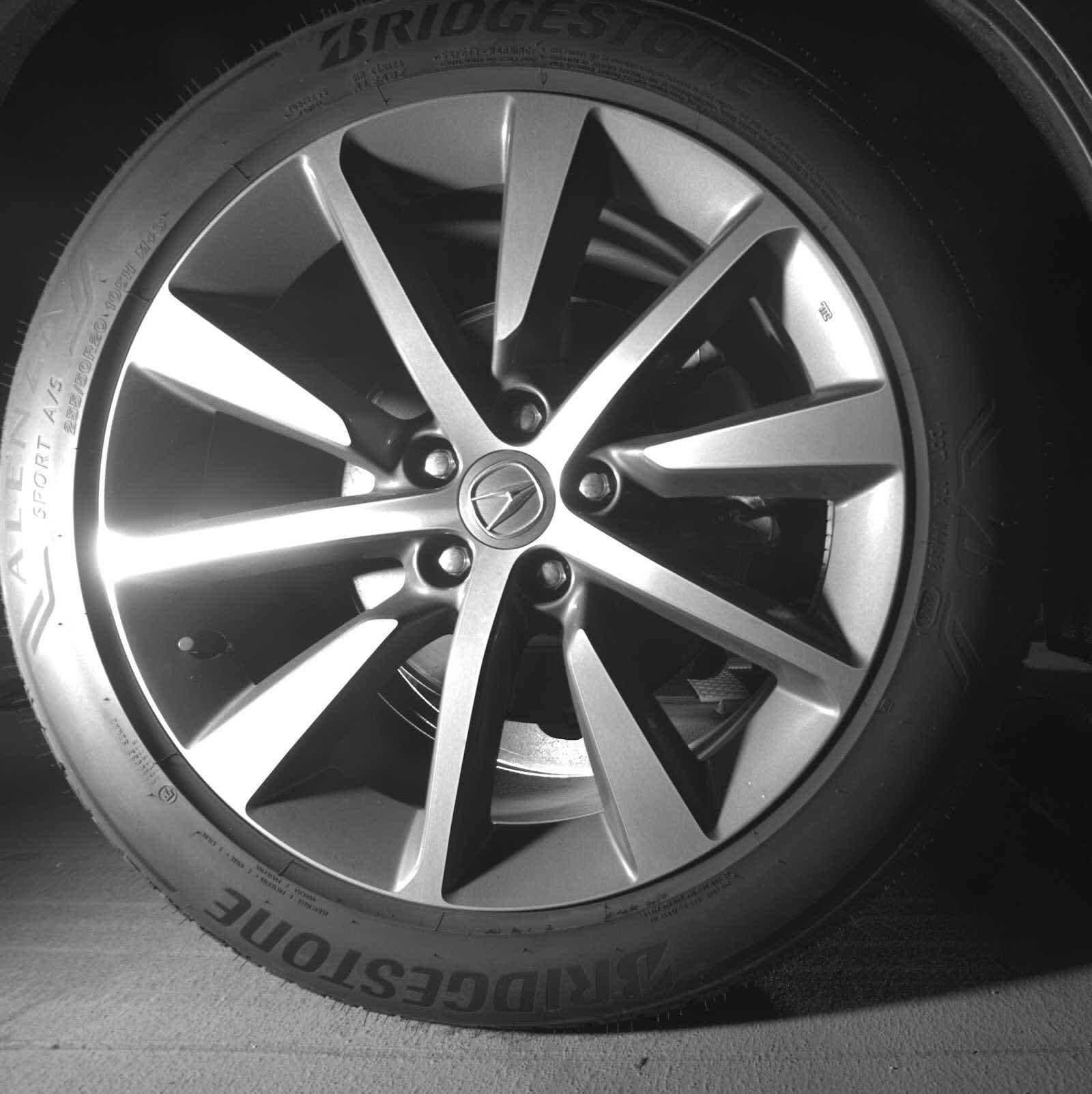 Used 2025 Acura MDX SH-AWD w/ Technology Package image 17
