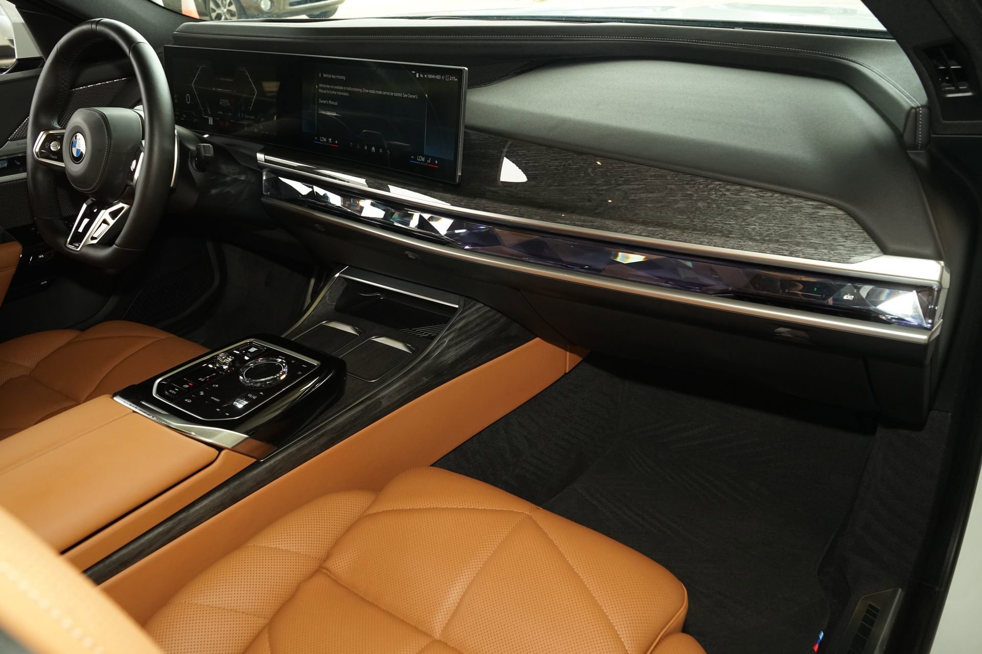 Used 2023 BMW 740i RWD image 12