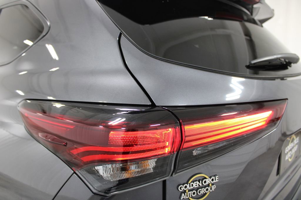 Used 2025 Toyota Highlander XSE image 24
