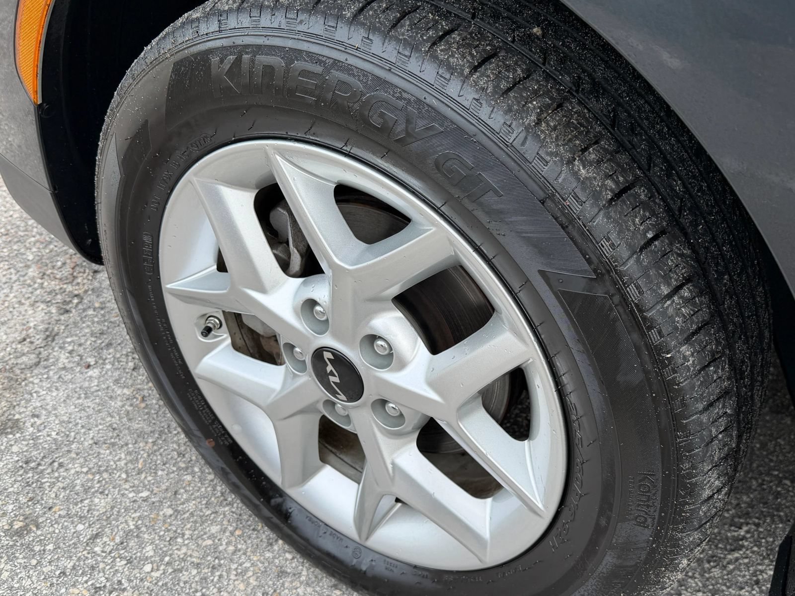 Used 2025 Kia Soul LX w/ LX Technology Package FWD image 8