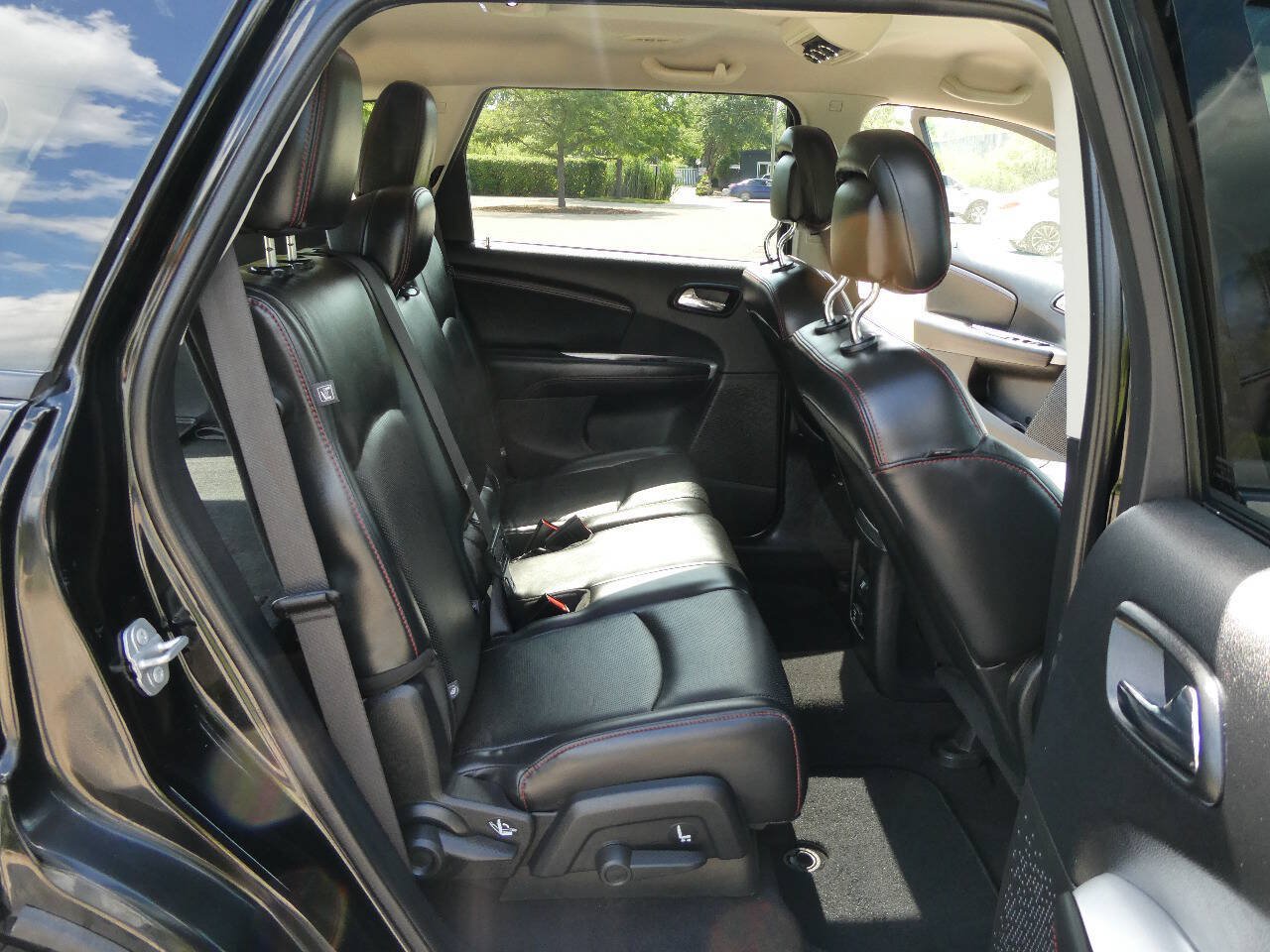 Used 2017 Dodge Journey GT AWD/4WD image 29