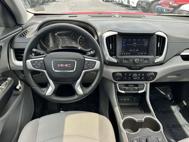 Used 2023 GMC Terrain SLE w/ Driver Convenience Package image 16