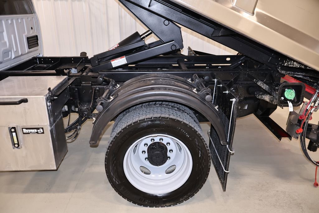 New 2026 Ford F550 4x4 Regular Cab Super Duty image 25