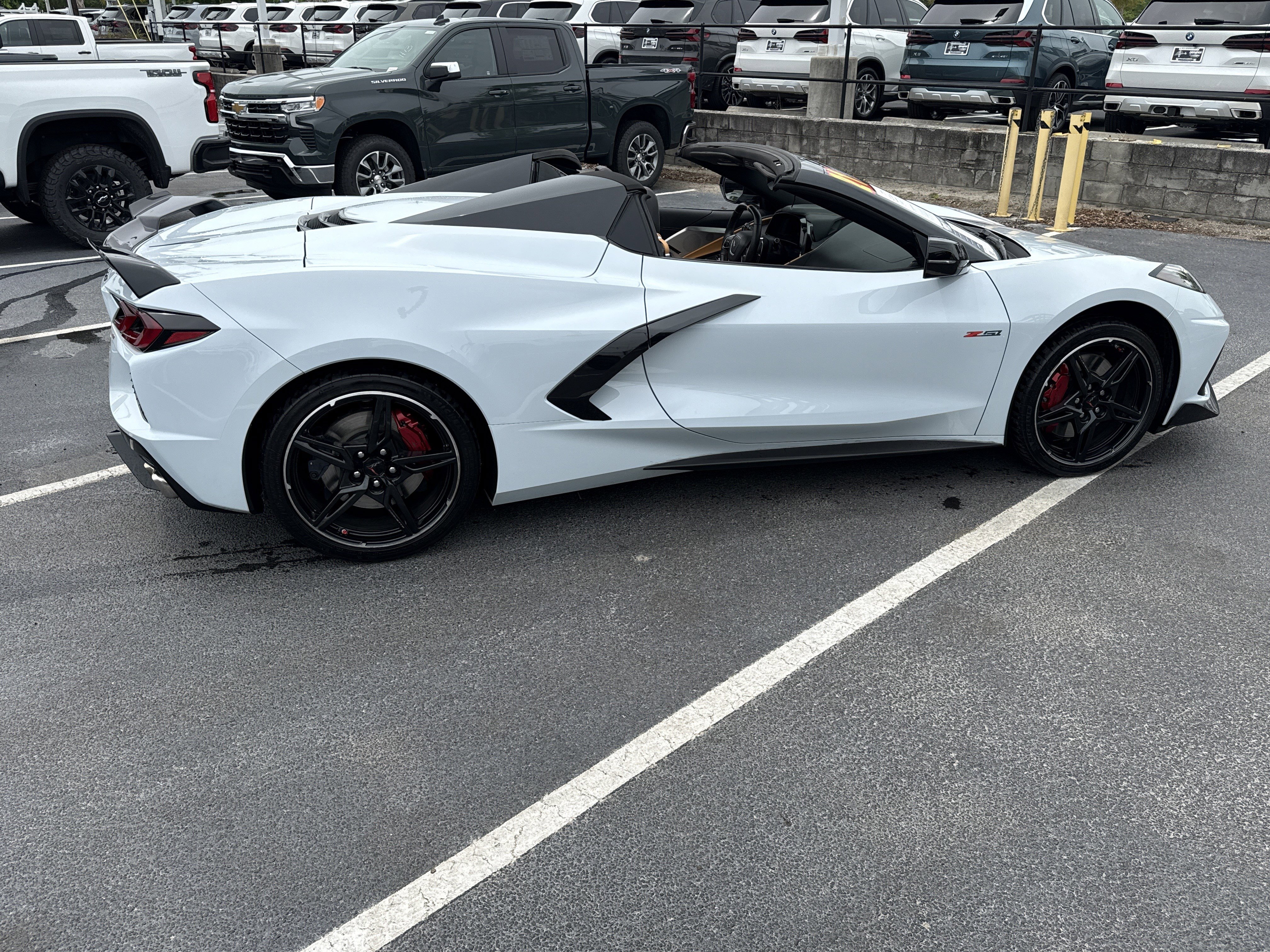 Used 2021 Chevrolet Corvette Stingray Preferred Conv w/ Z51 Performance Package RWD image 38