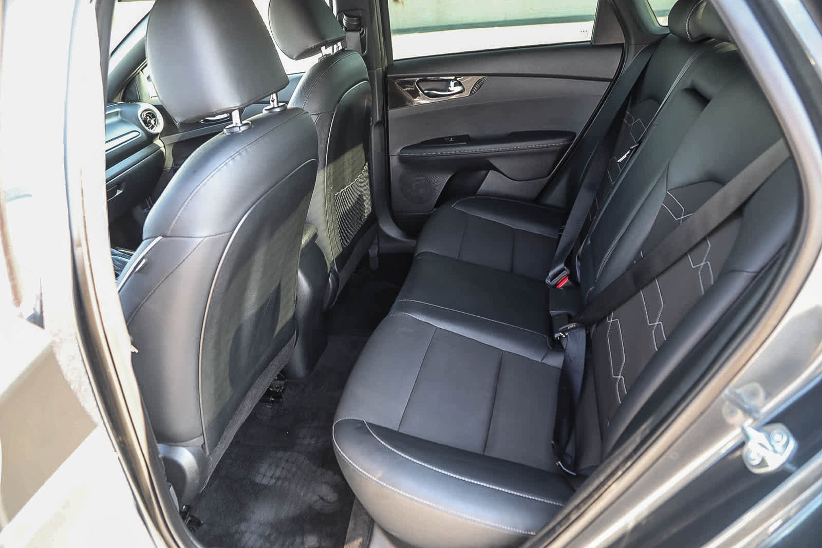 Used 2023 Kia Forte GT-Line w/ GT-Line Technology Package image 18