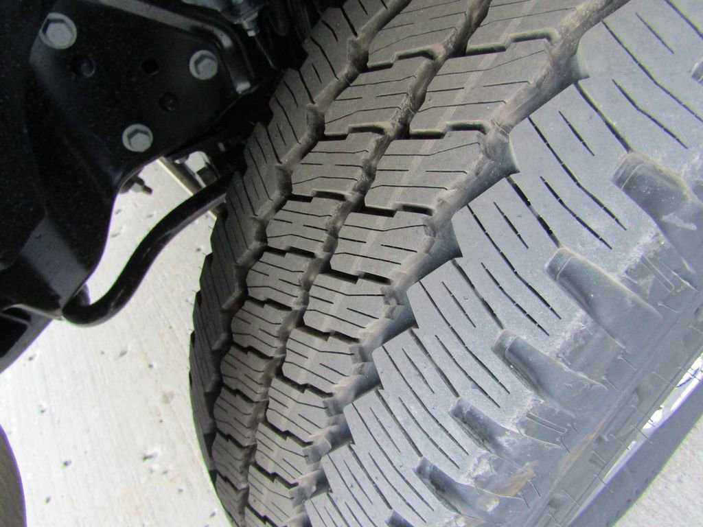 New 2026 Ford F350 Lariat w/ Chrome Package AWD/4WD image 32