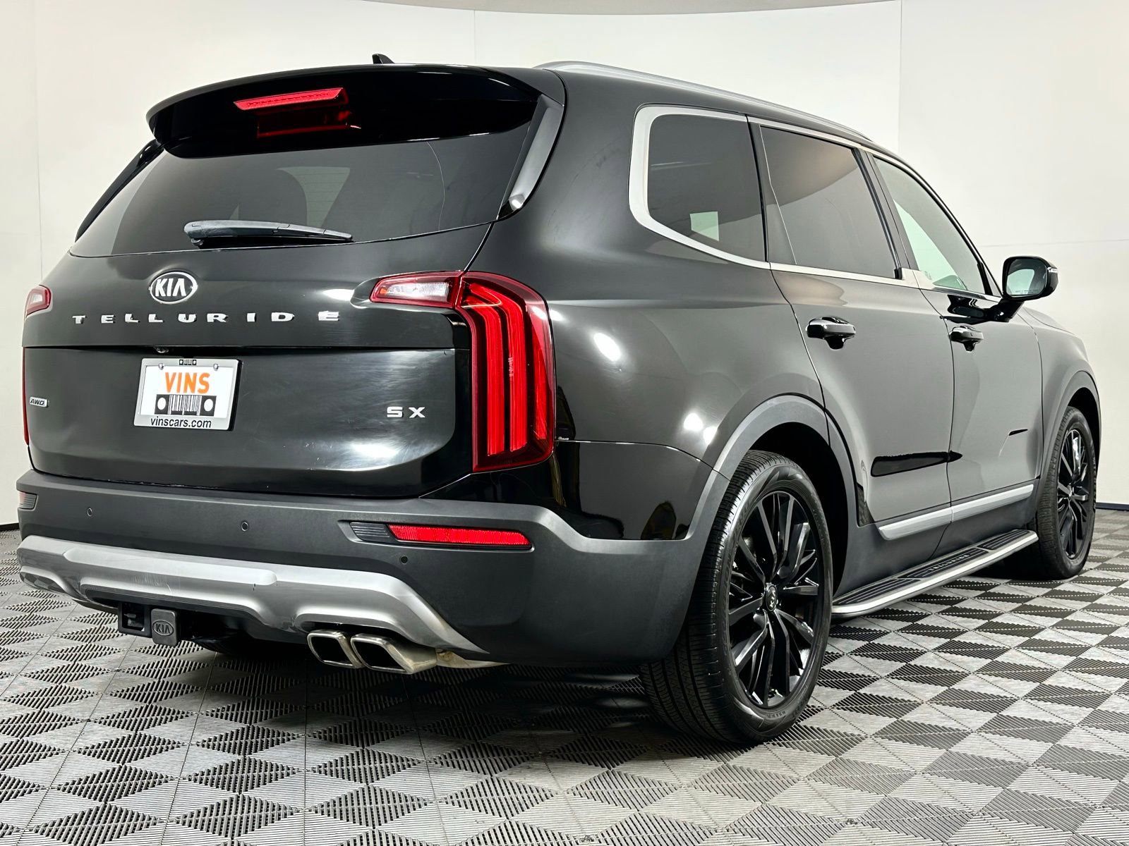 Used 2020 Kia Telluride SX w/ SX Prestige Package image 4