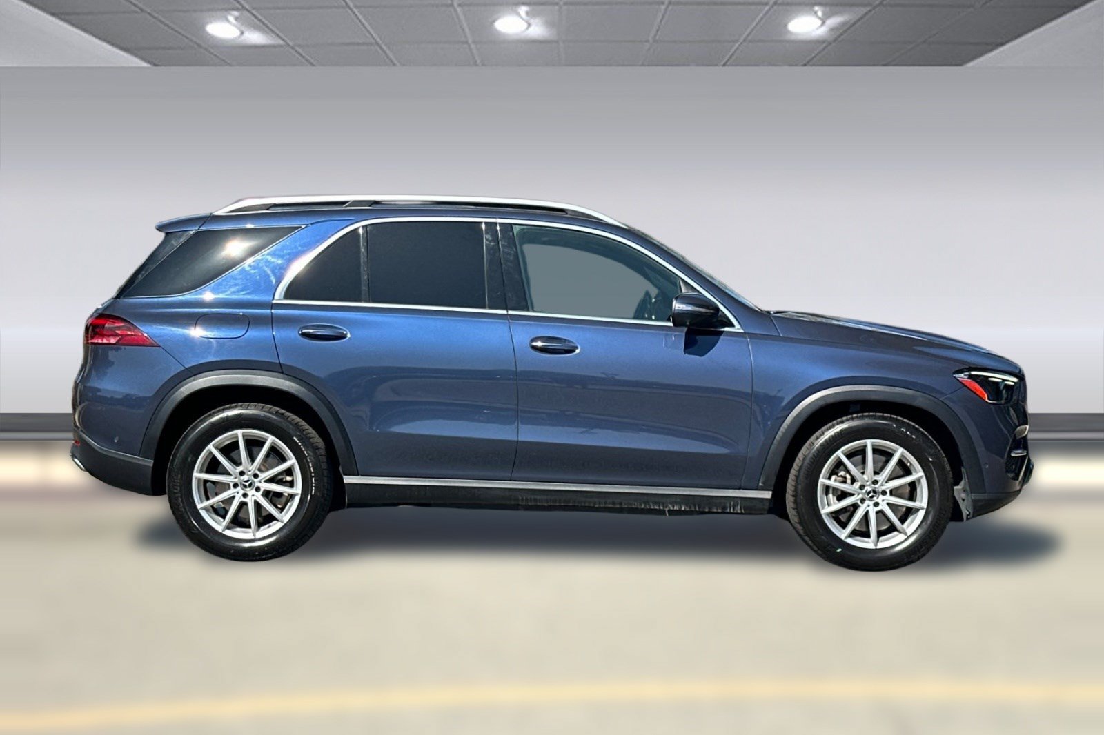 Certified 2024 Mercedes-Benz GLE 450e 4MATIC image 8