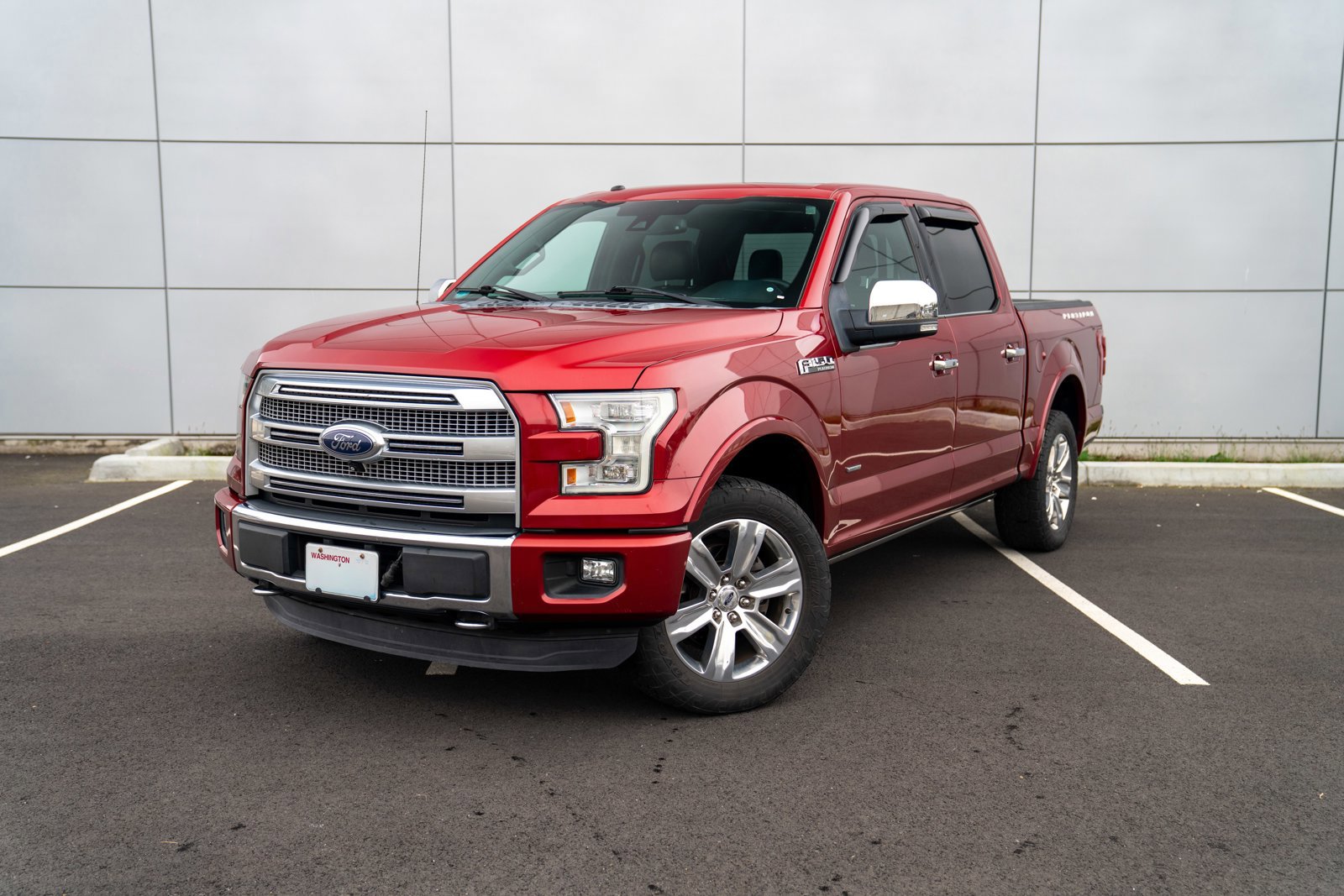 Used 2015 Ford F150 Platinum w/ Technology Package