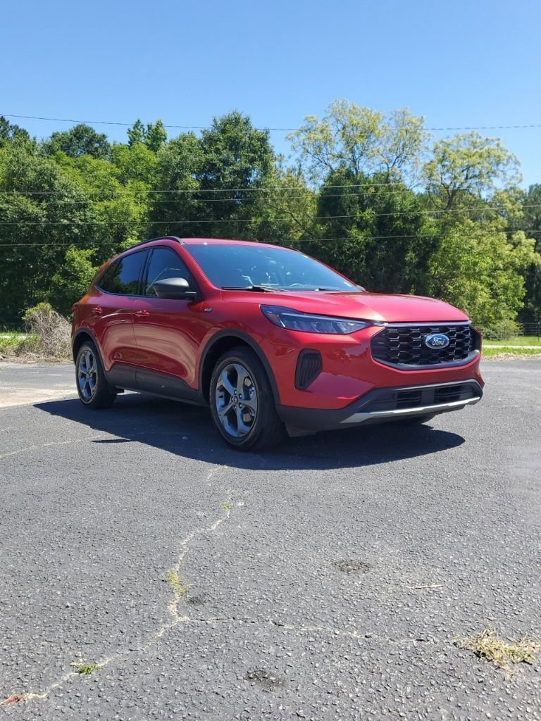 Used 2025 Ford Escape ST-Line FWD image 3