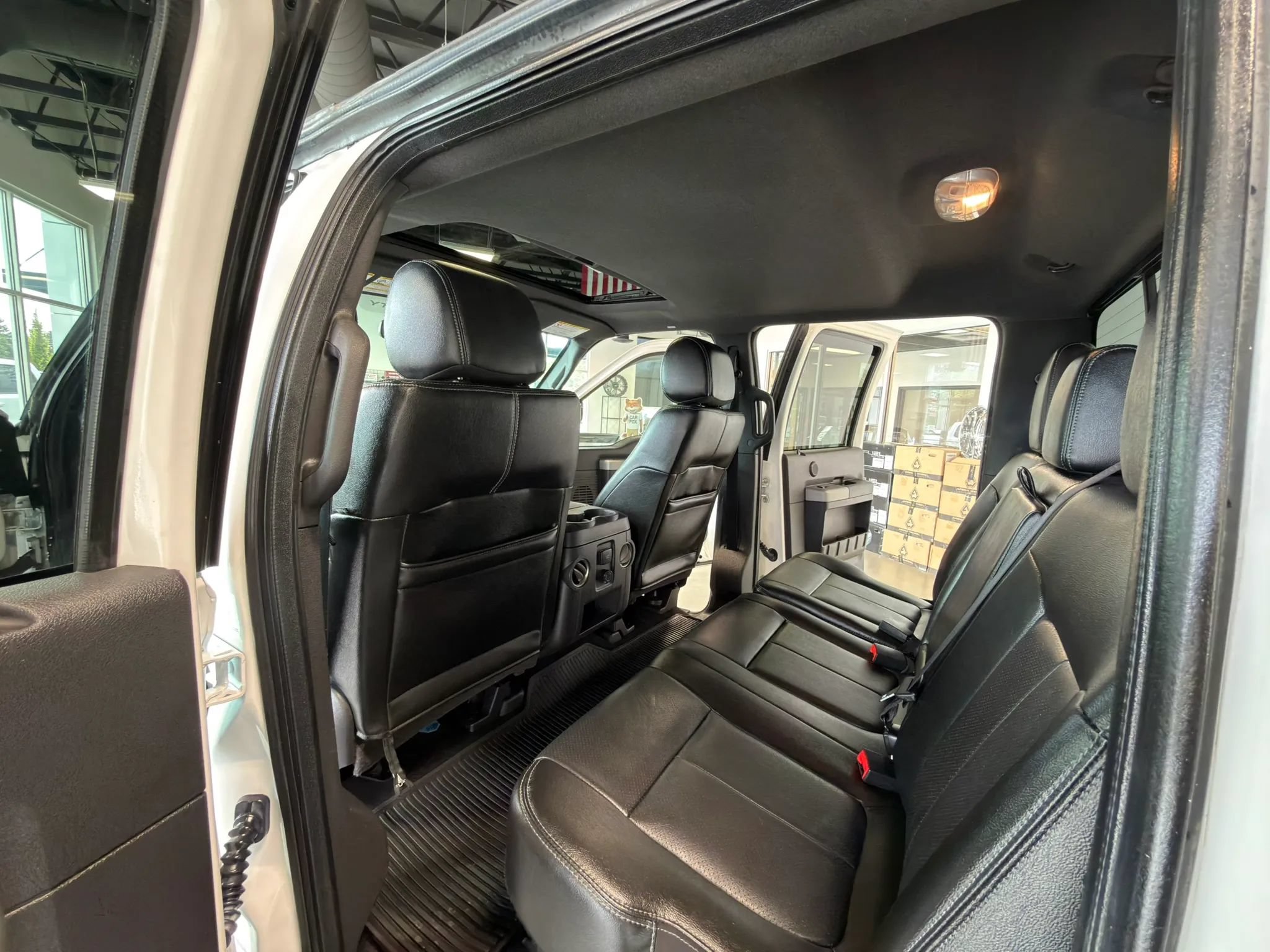 Used 2016 Ford F350 Lariat w/ Lariat Ultimate Package AWD/4WD image 16