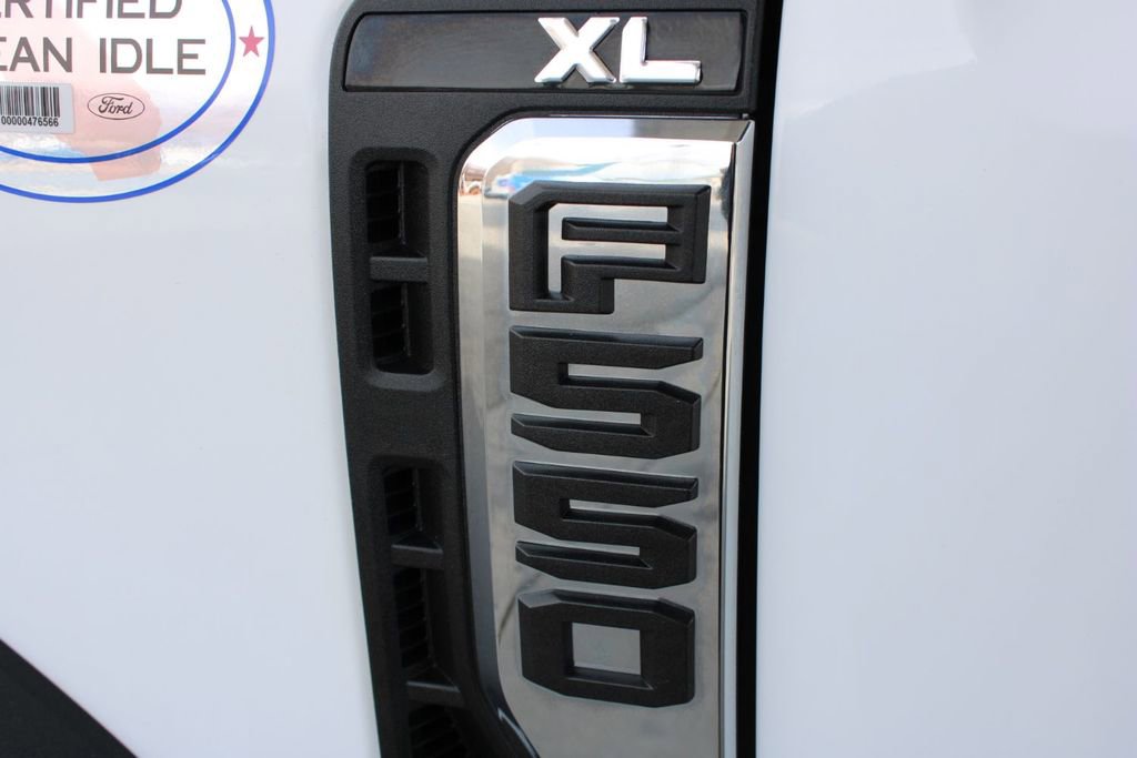 Used 2023 Ford F550 4x4 Regular Cab Super Duty image 16