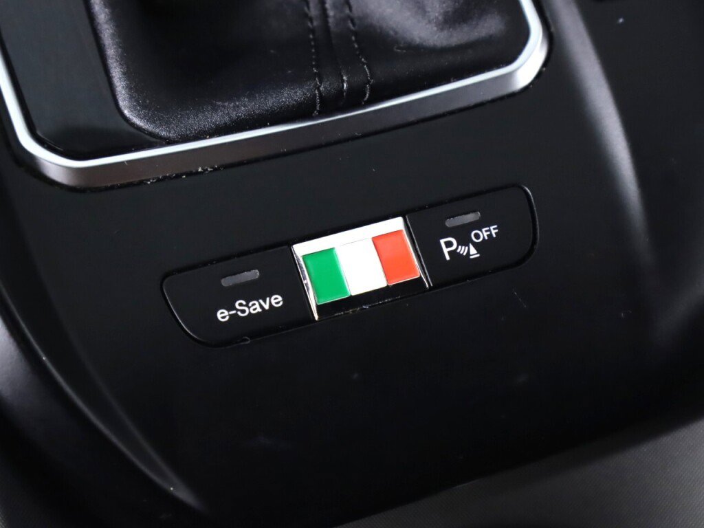 Used 2024 Alfa Romeo Tonale Veloce image 30