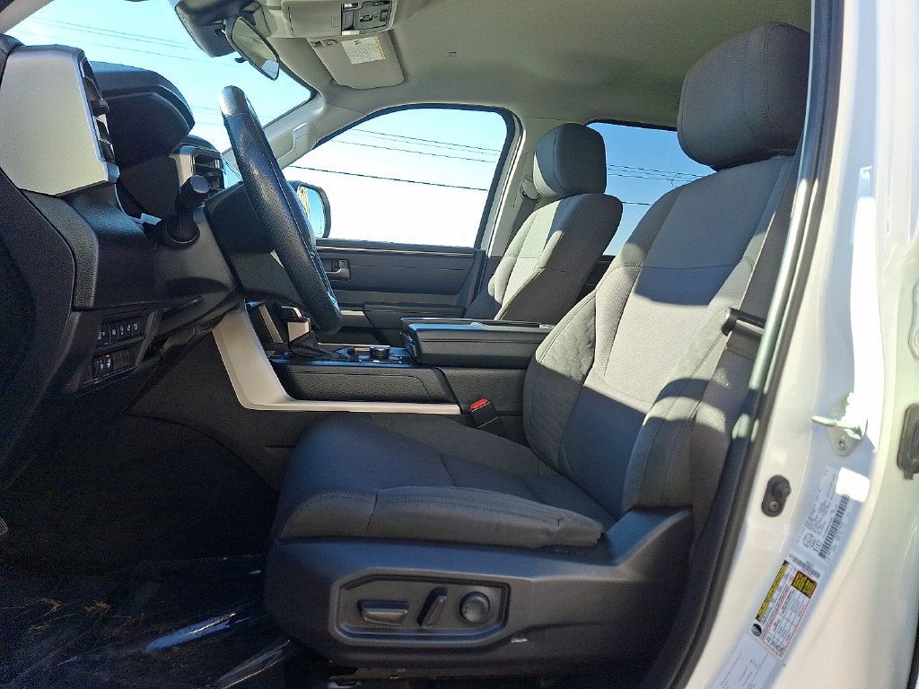 Used 2022 Toyota Tundra SR5 AWD/4WD image 13