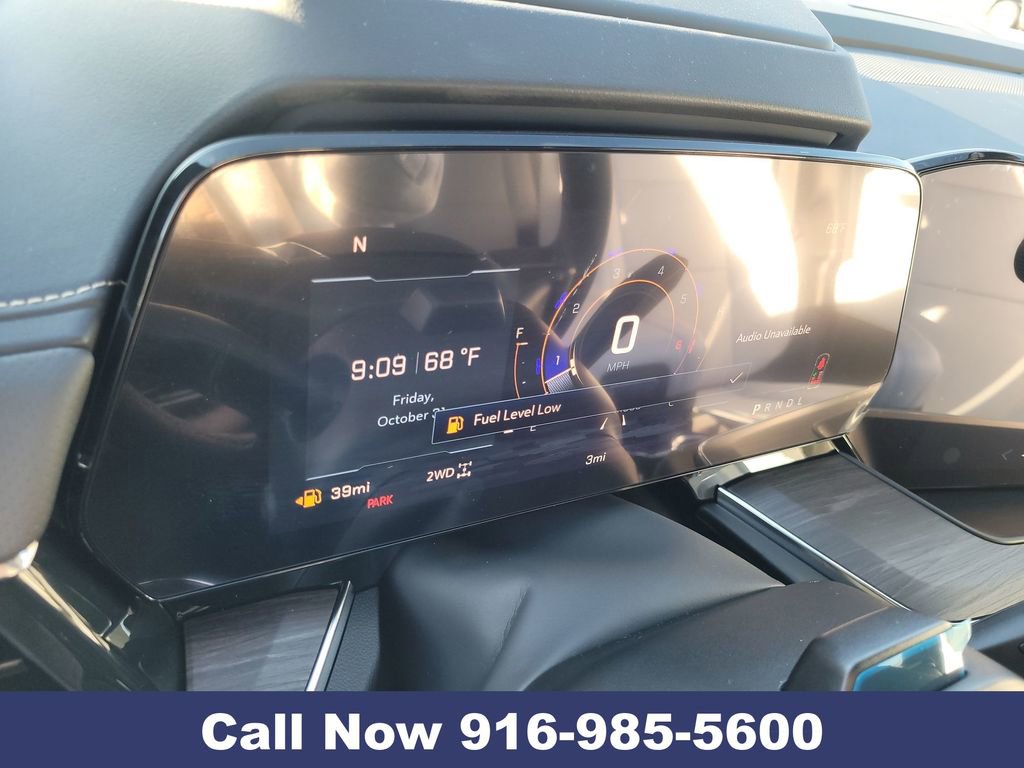 New 2026 Chevrolet Suburban Premier image 16