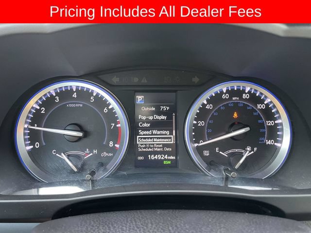 Used 2017 Toyota Highlander XLE FWD image 29