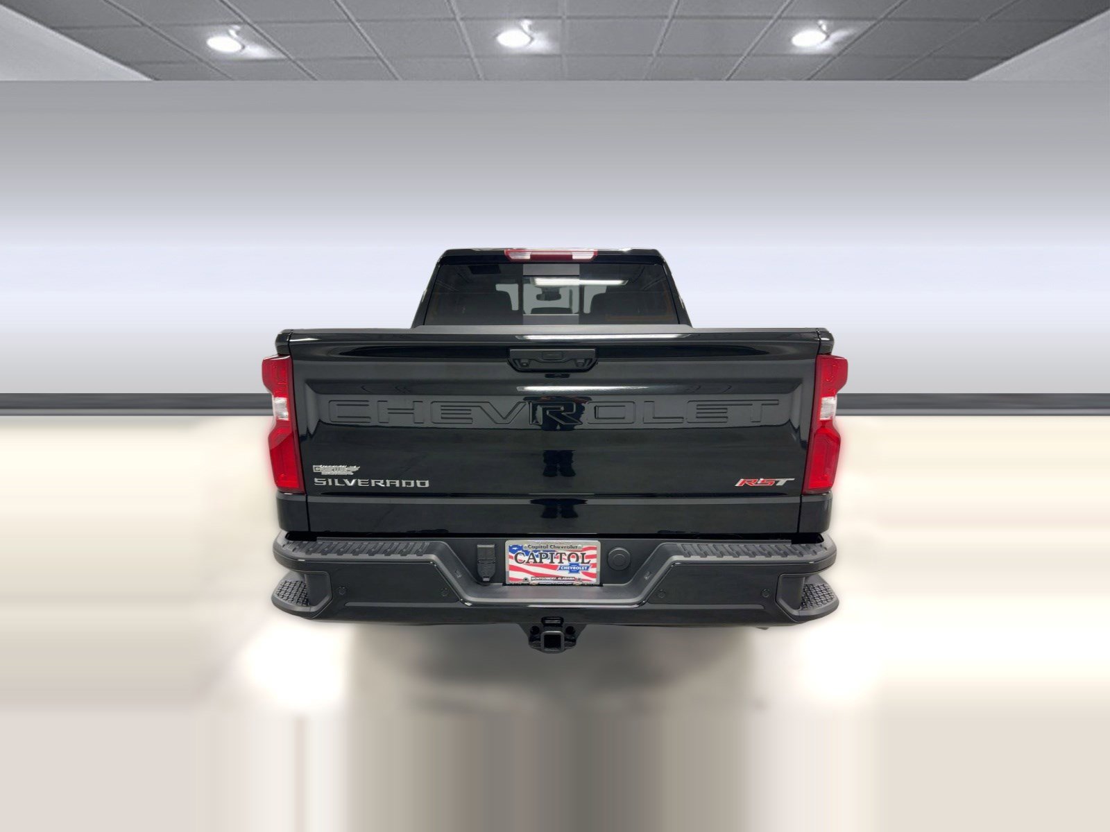Used 2025 Chevrolet Silverado 1500 RST w/ Convenience Package II image 9