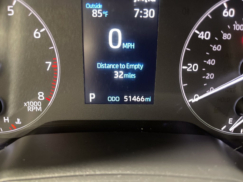 Used 2025 Toyota Corolla LE FWD image 19