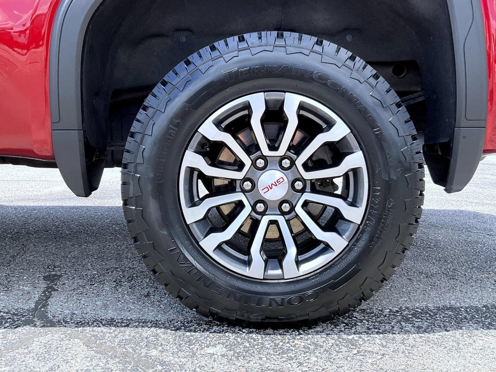 Certified 2023 GMC Sierra 1500 AT4 w/ Technology Package AWD/4WD image 25
