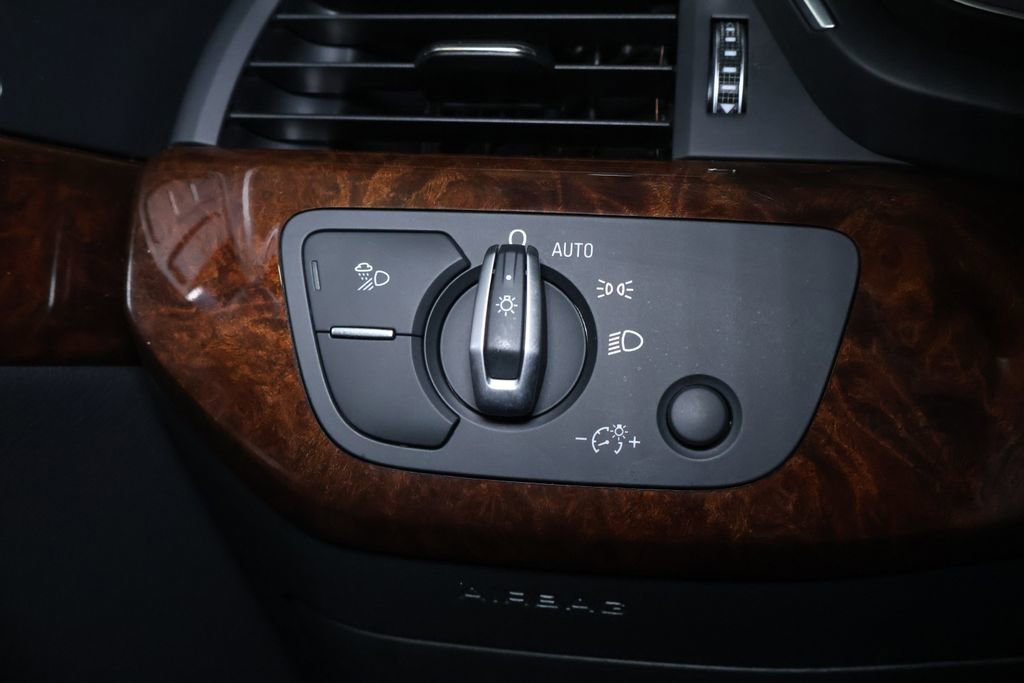 Used 2019 Audi A4 2.0T Premium Plus w/ Premium Plus Package image 30