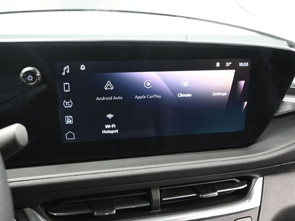 Used 2025 Buick Envista Preferred w/ Advanced Safety Package image 21