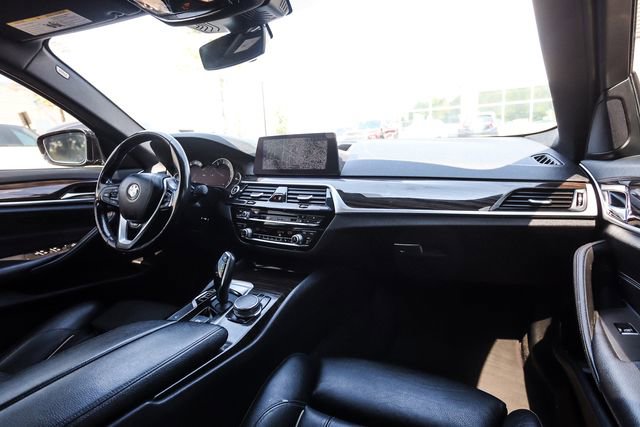 Used 2019 BMW 530i xDrive w/ Convenience Package AWD/4WD image 24