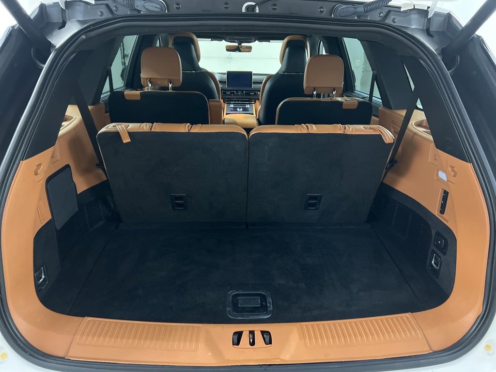 Certified 2020 Lincoln Aviator Black Label w/ Dynamic Handling Package image 39