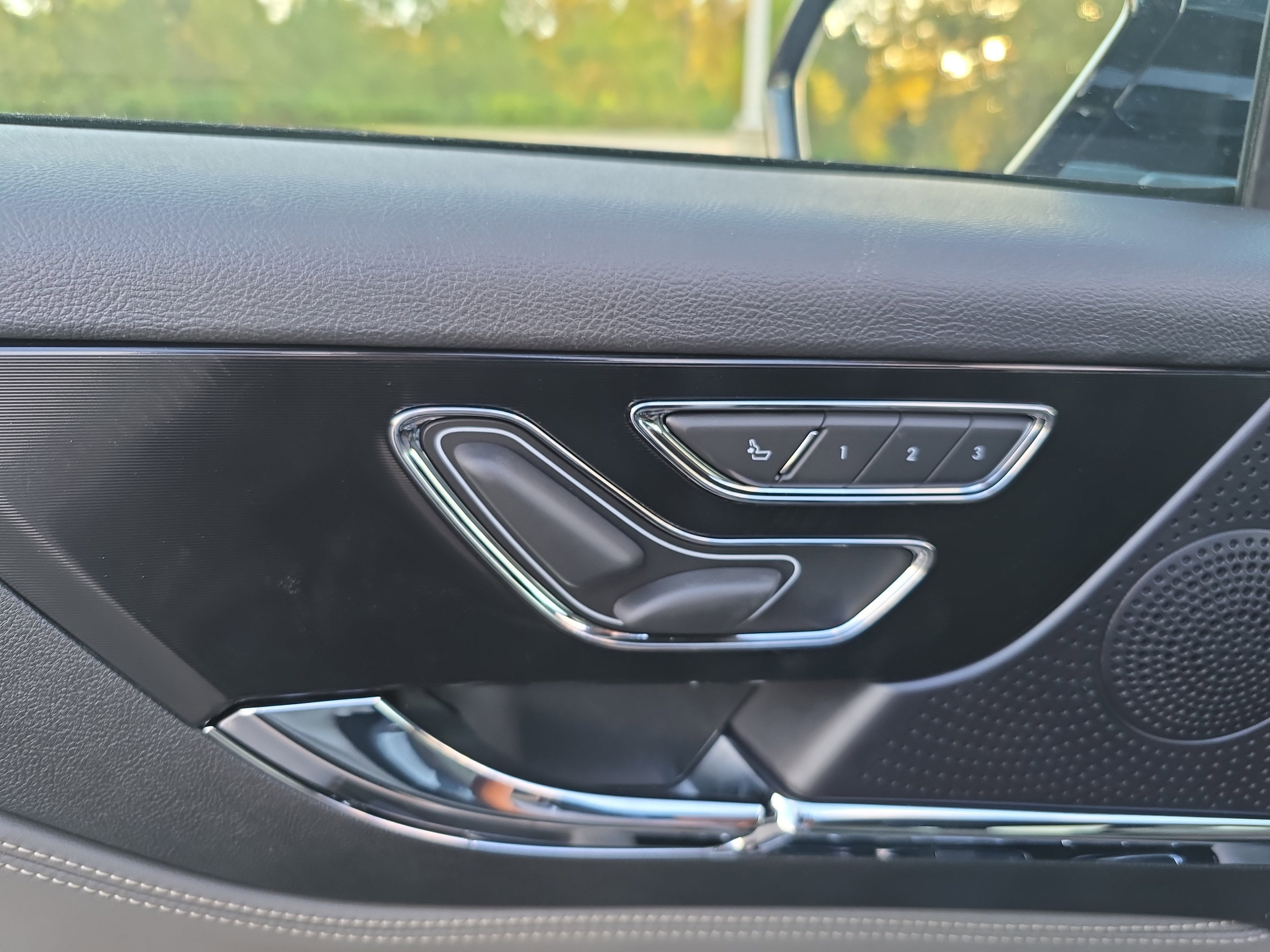 New 2026 Lincoln Corsair Premiere image 28