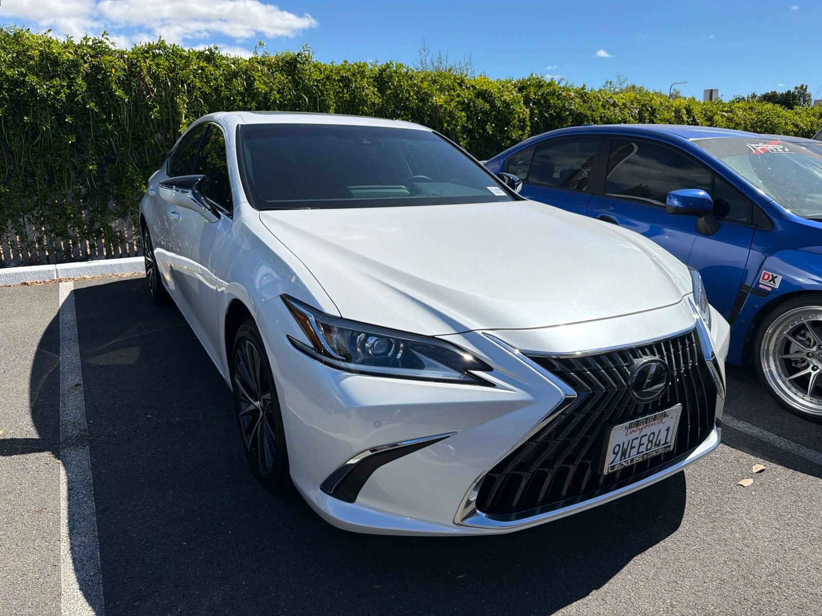 Used 2025 Lexus ES 300h w/ Premium Package