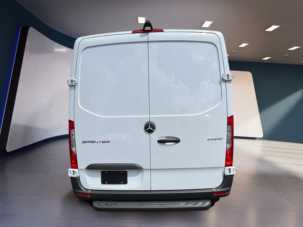 New 2025 Mercedes-Benz Sprinter 2500 image 3
