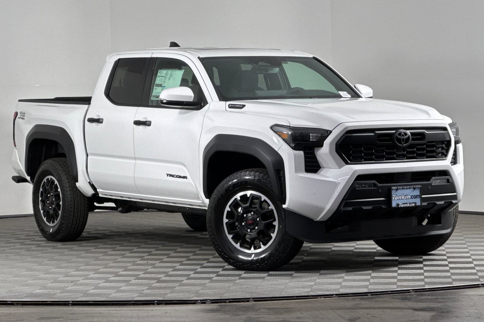 New 2025 Toyota Tacoma TRD Off-Road image 2