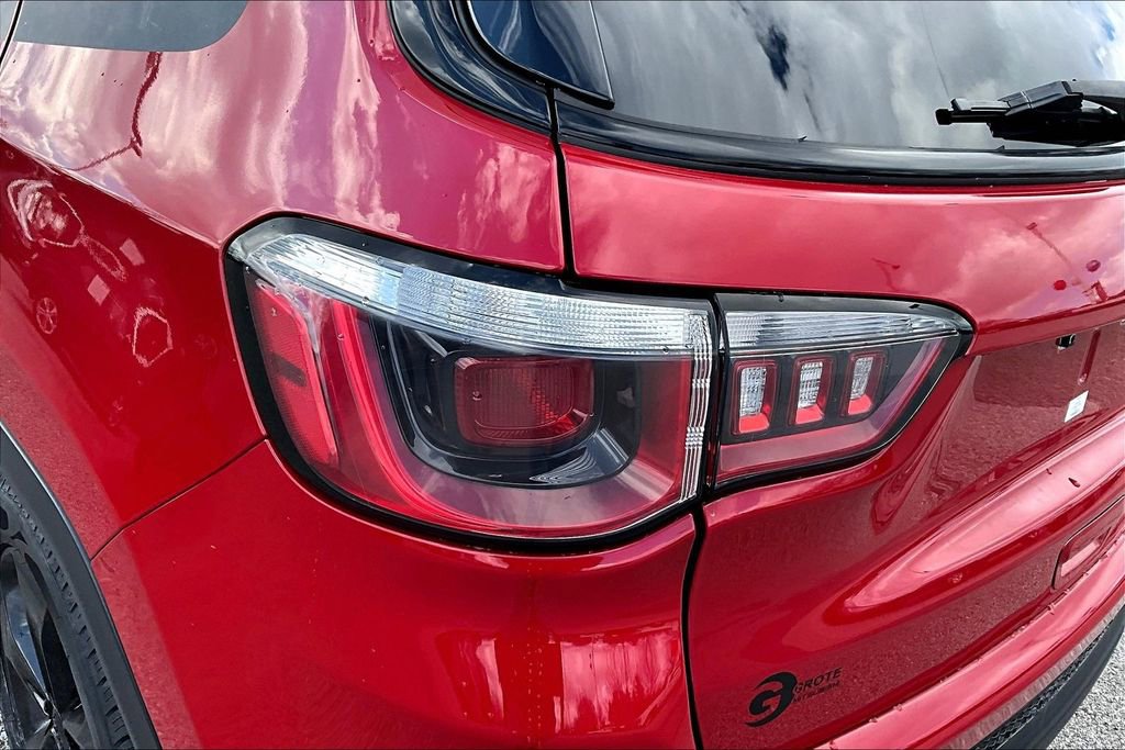 Used 2018 Jeep Compass Latitude w/ Popular Equipment Group image 31