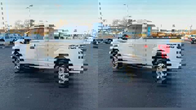 Used 2016 Ford F150 XLT w/ Trailer Tow Package image 6