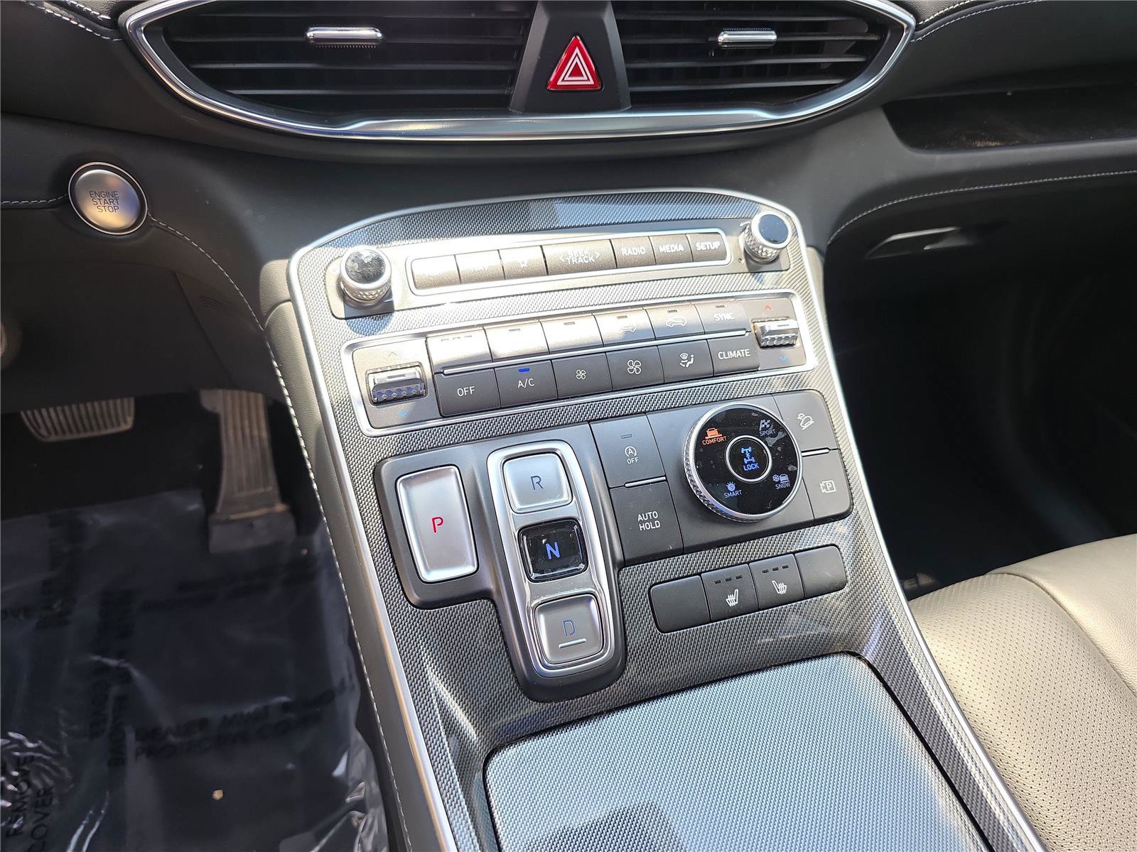 Certified 2023 Hyundai Santa Fe SEL w/ Premium Package AWD/4WD image 30