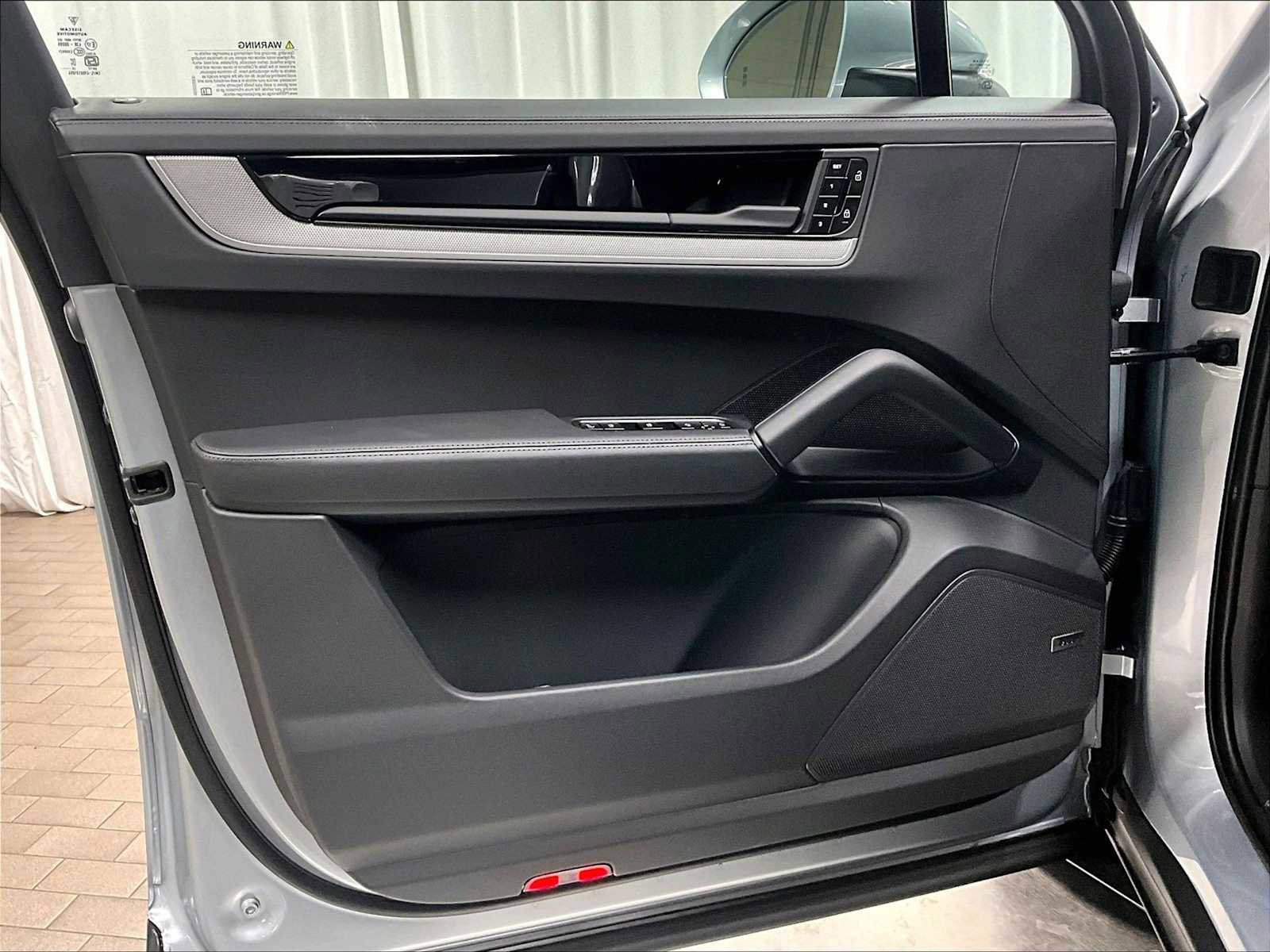 New 2026 Porsche Cayenne E-Hybrid image 22