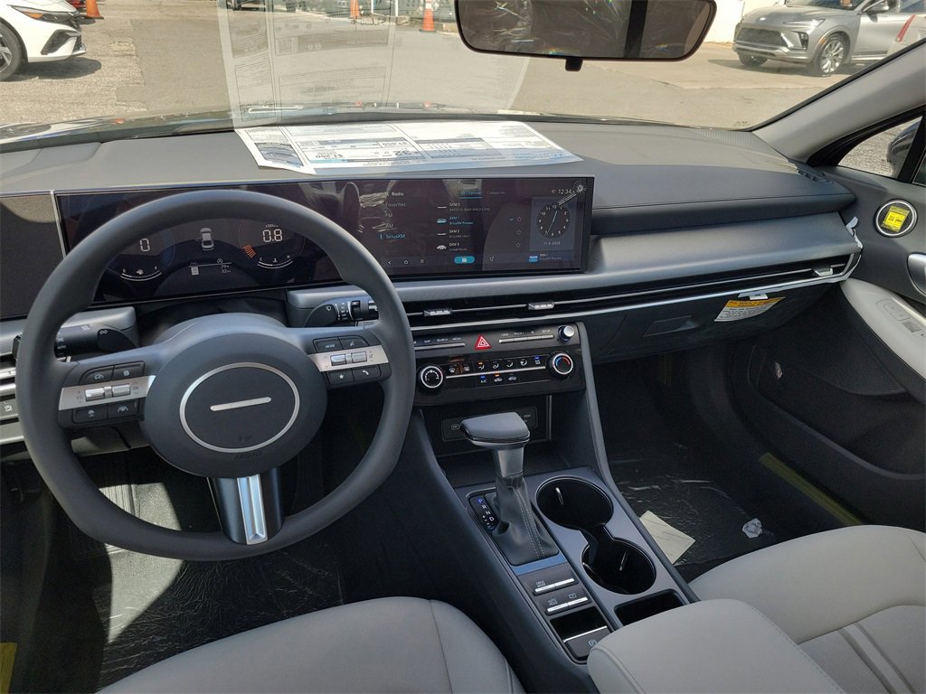 New 2025 Hyundai Sonata SE image 28