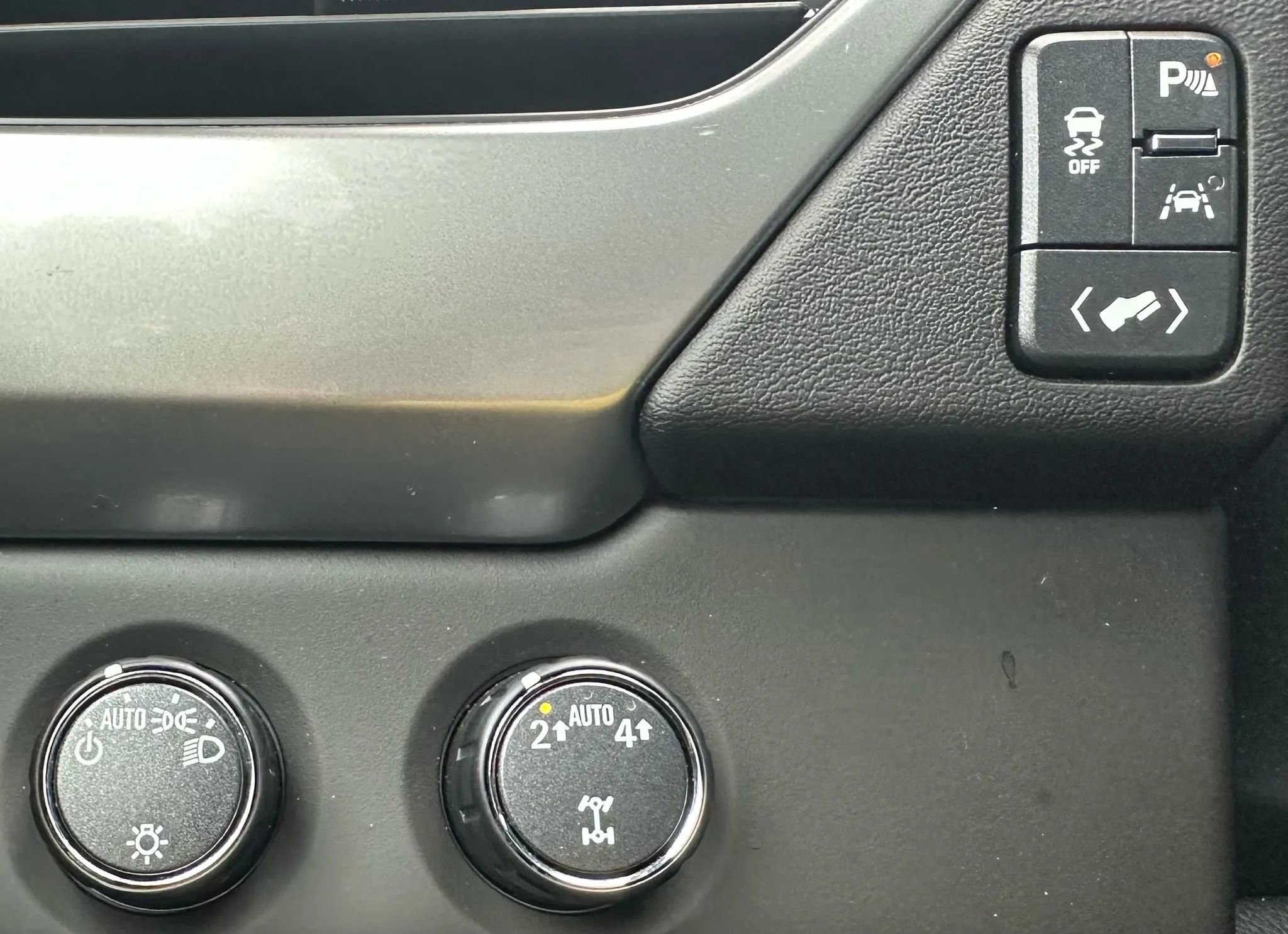 Used 2019 Chevrolet Tahoe LT image 28