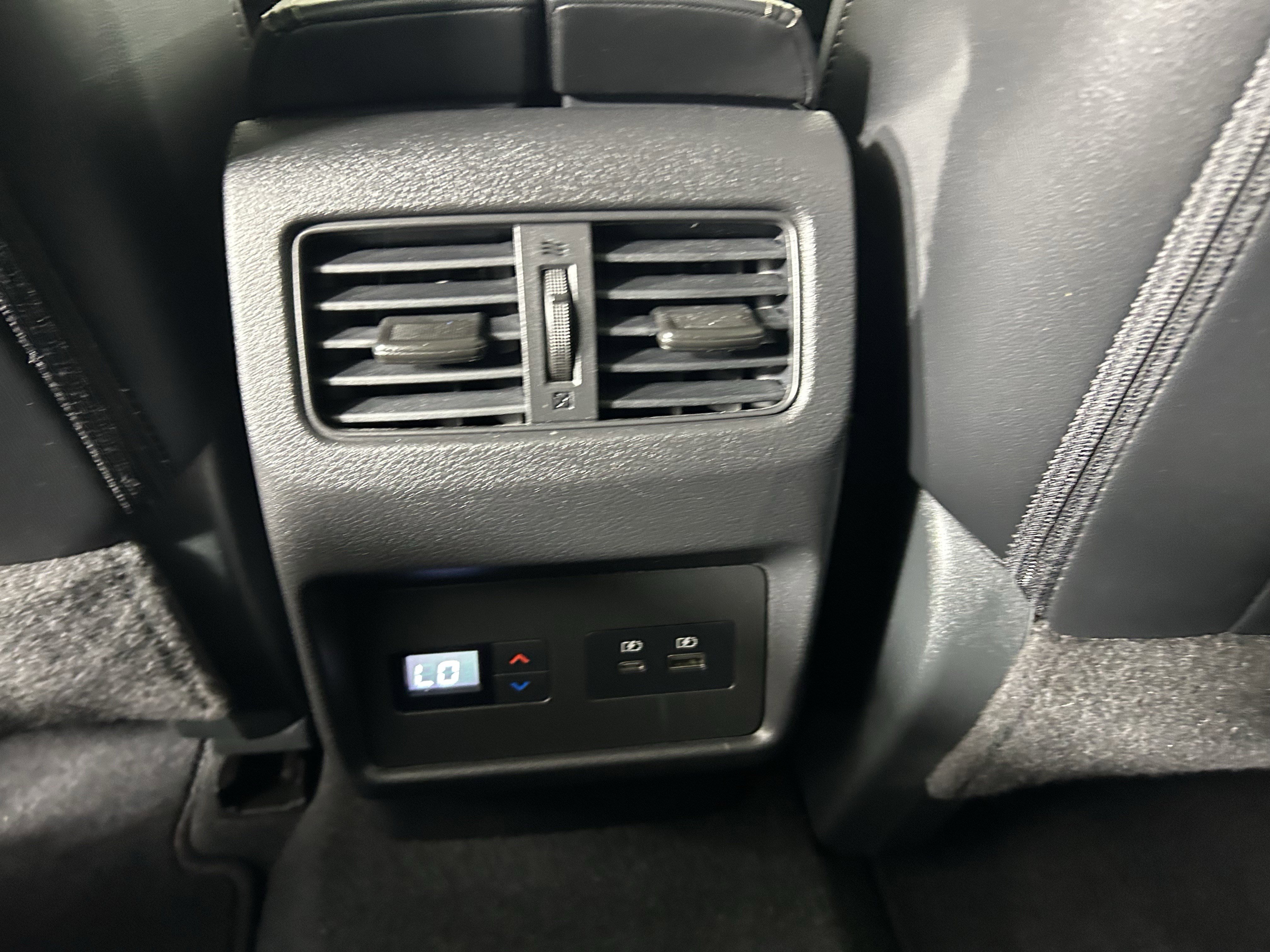 Certified 2023 Nissan Rogue SL w/ SL Premium Package image 32